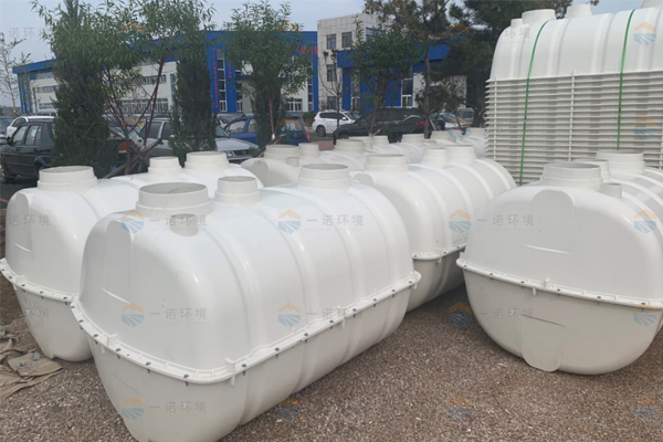 遼寧農村1.5立方玻璃鋼化糞池安裝案例 遼寧農村1.5立方玻璃鋼化糞池安裝案例